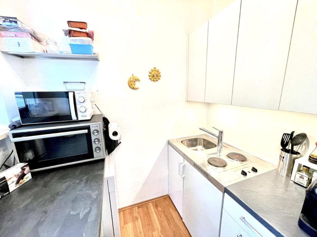 Free Parking - Quiet Apartment With Wi-Fi And Kitchen Innsbruck Esterno foto